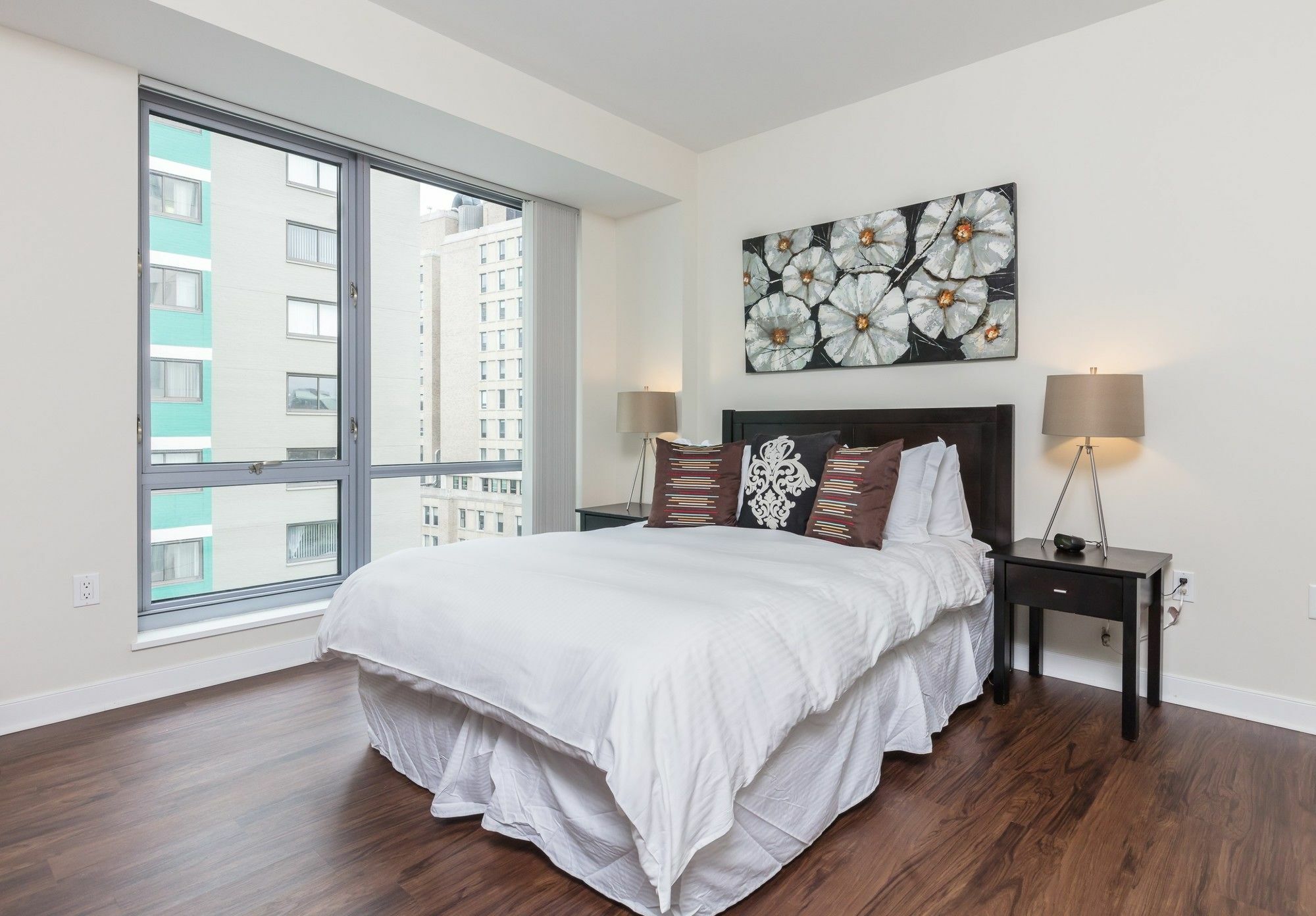 Global Luxury At West End Apartamento