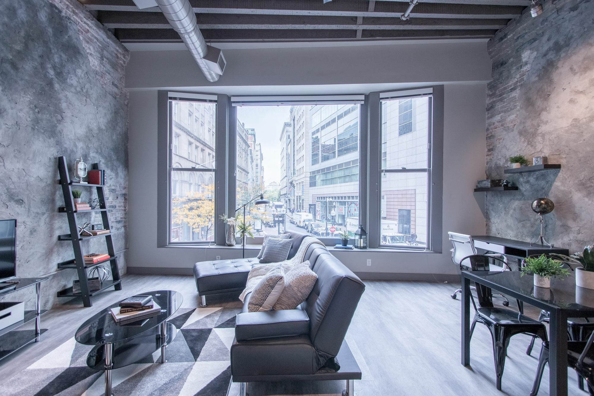 Industrial 1br In Downtown Crossing By Sonder