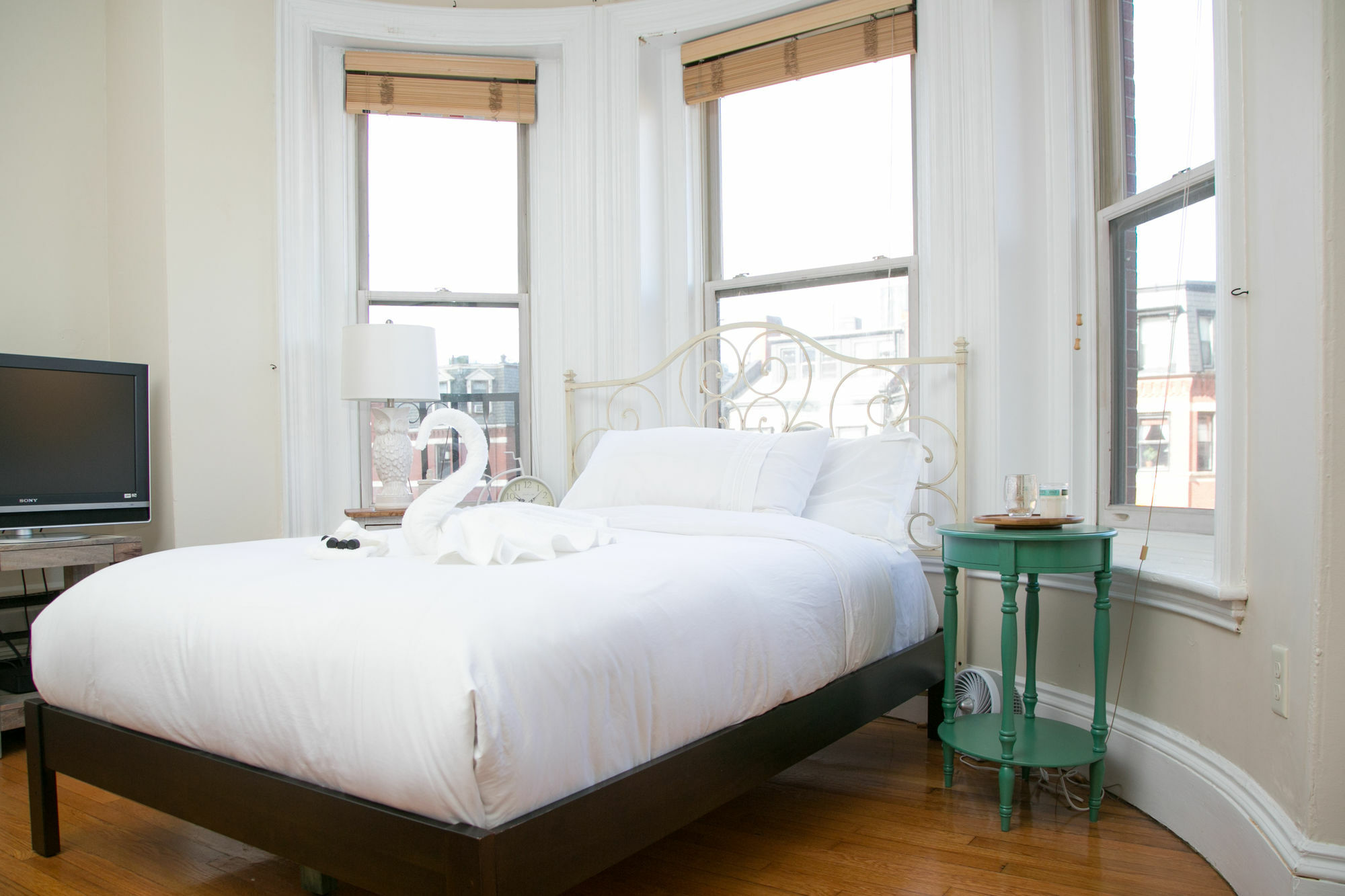 Apartment Charming In Back Bay By Sonder Boston