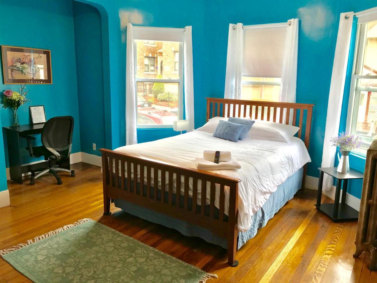 Elm Hill Manor * Boston
