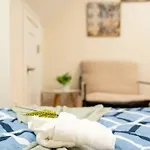 80-3 3Br Boston - Charming Apt Near Dorchester Center