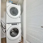 Luxury Apt With Gym
