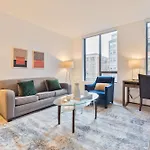 Luxury Apt With Kitchen & Gym - Idl-248
