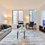 Luxury Apt With Kitchen & Gym - Idl-248