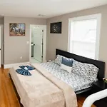 558-1 3Br Boston - Modern Nest Near Franklin Park
