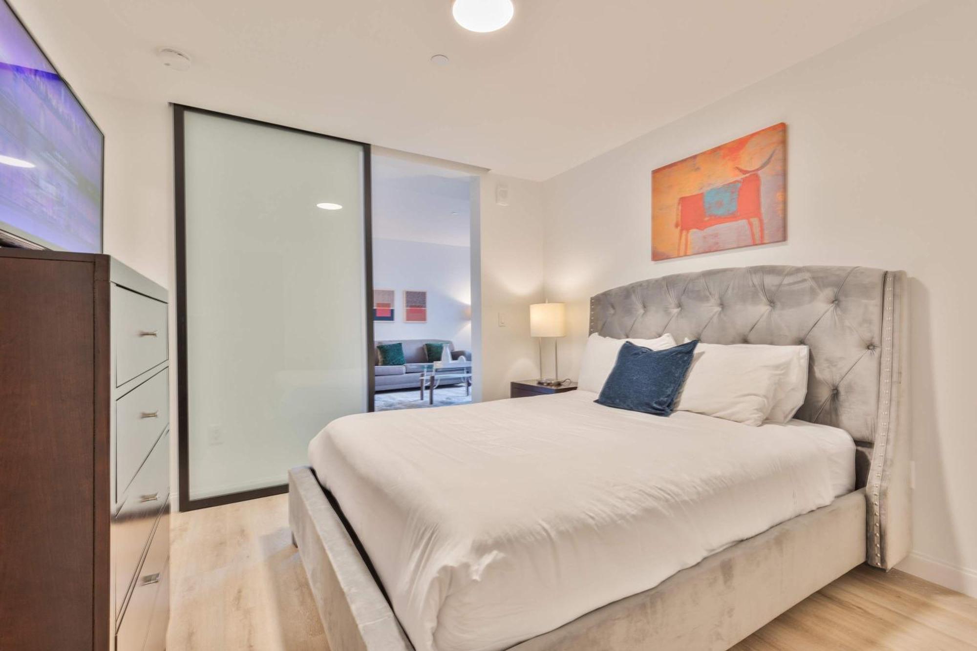 Luxury With Kitchen & Gym - Idl-248 * Boston