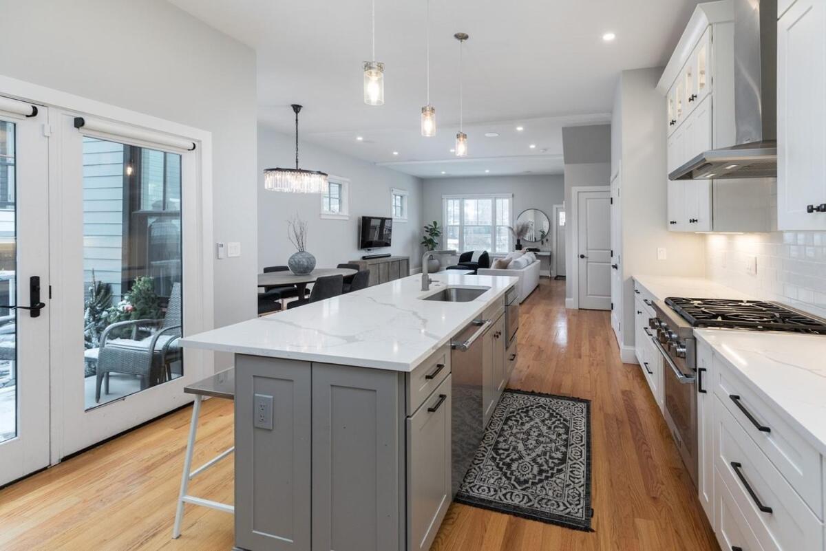 Forest Hill -boston Apartment *