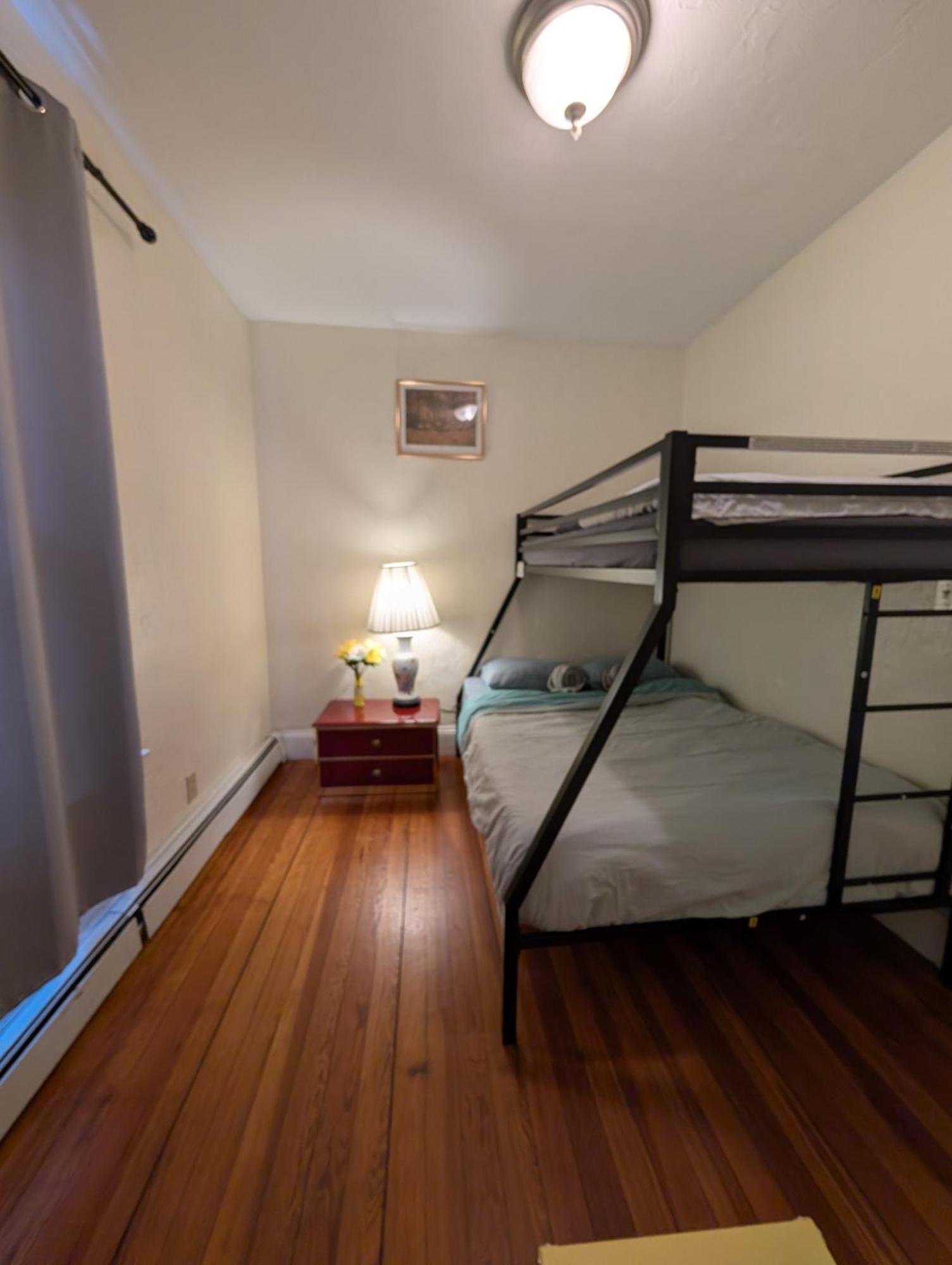 Homestel Hostel *