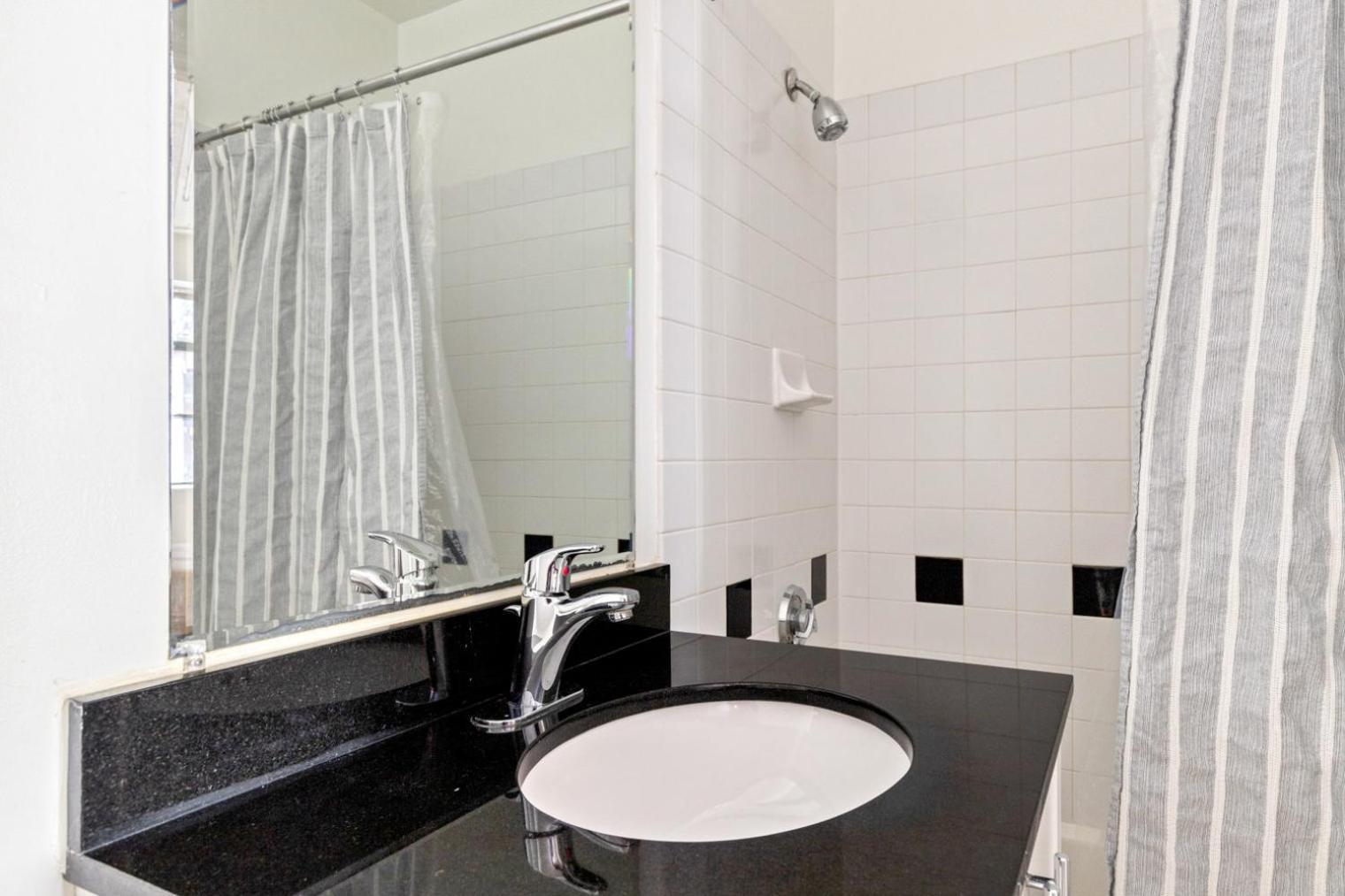 Kendall Sq 2br W Gym Nr Mit Mass General Bos-565 Apartment *