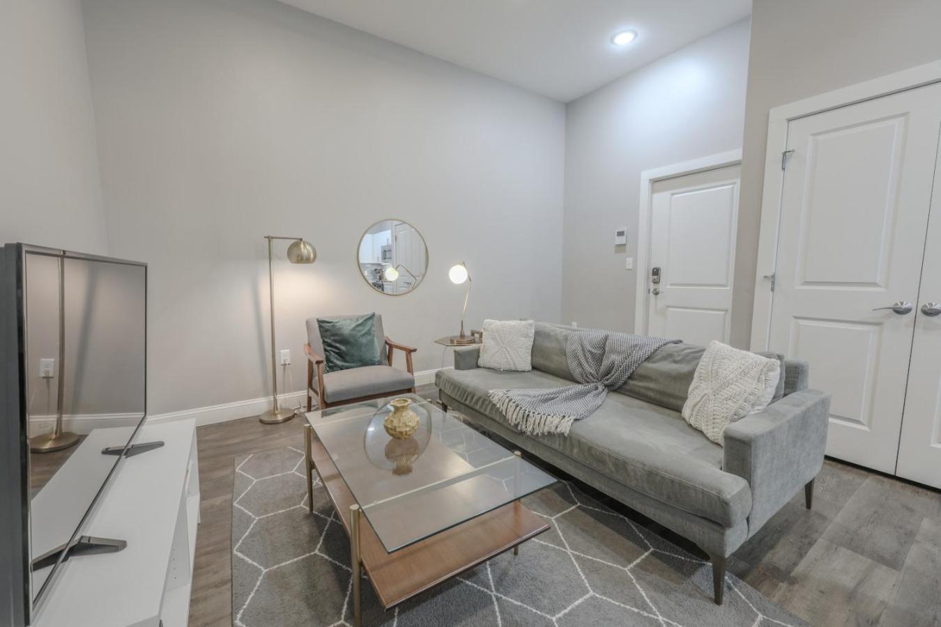 Pet Friendly Downtown Elevator Washer Dryer Apartamento Boston