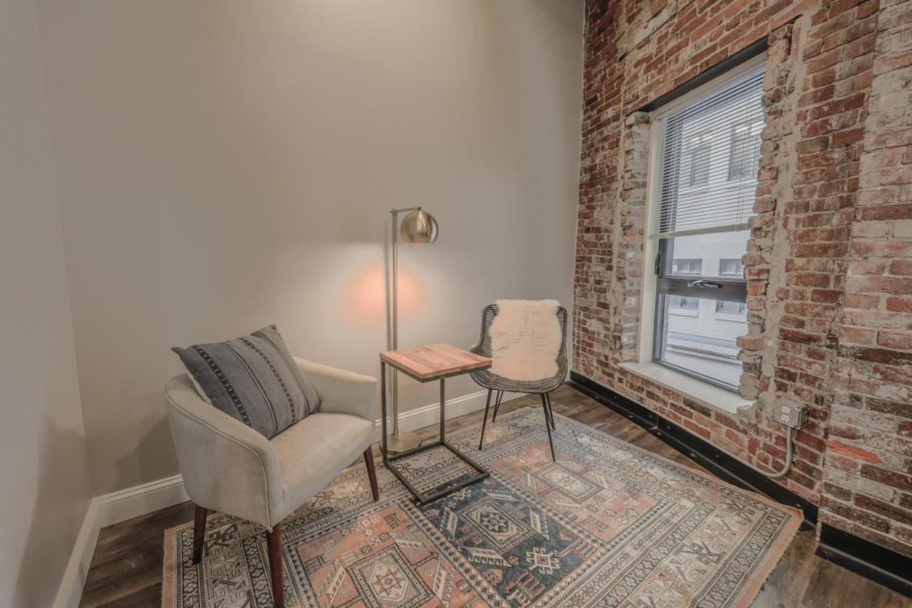 Apartamento Centralized Downtown Location Onsite Parking *