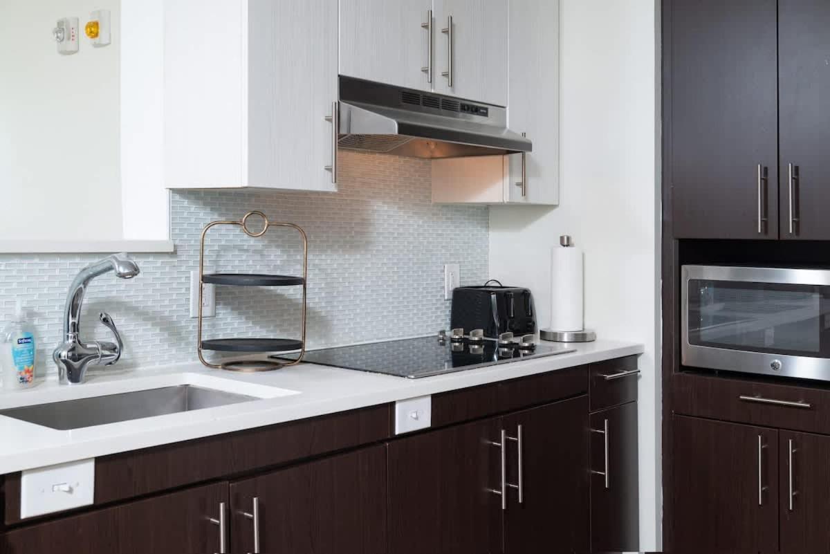 Apartamento North End 2br W Pool & Gym *