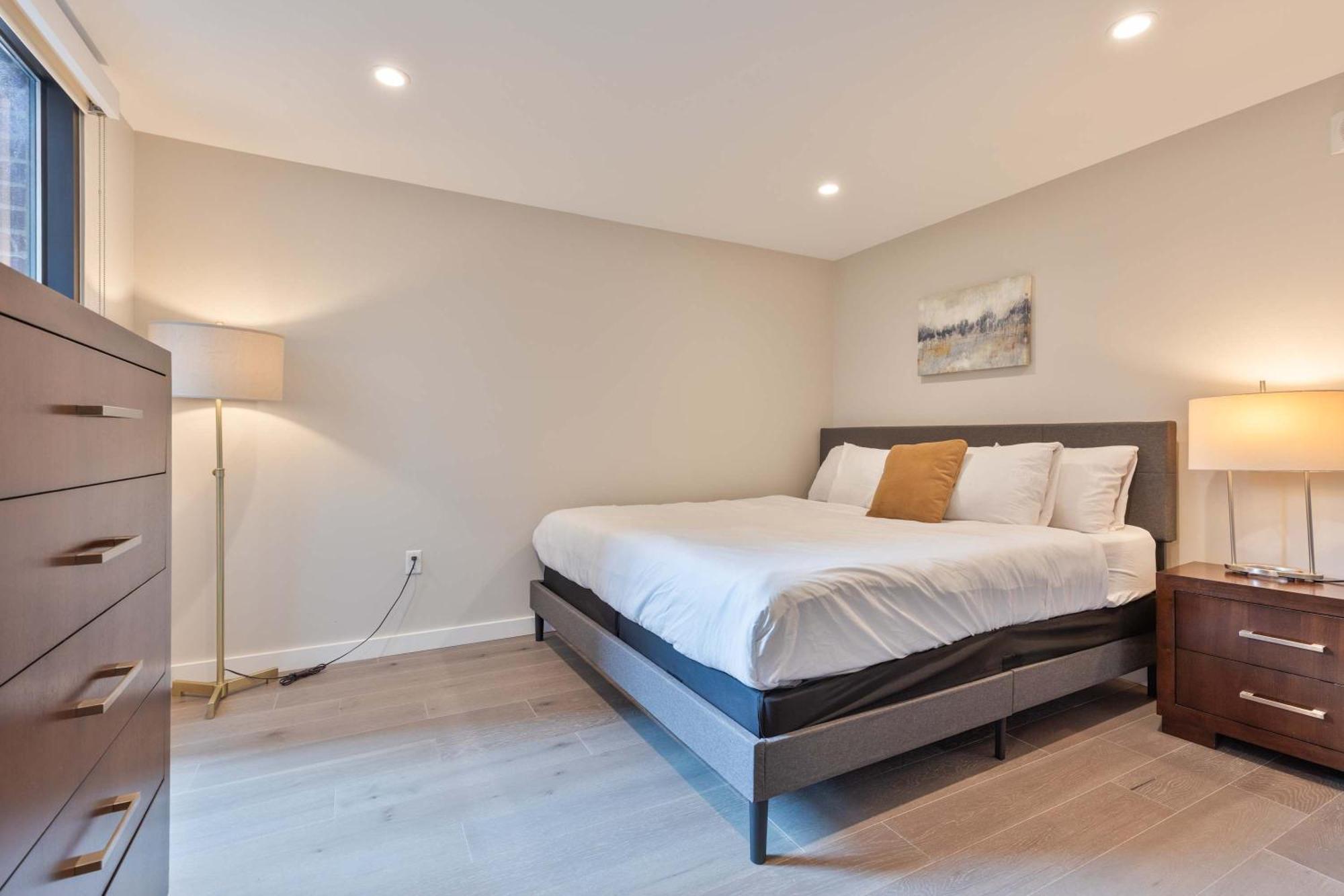 Chic North End Escape Near Waterfront * Boston
