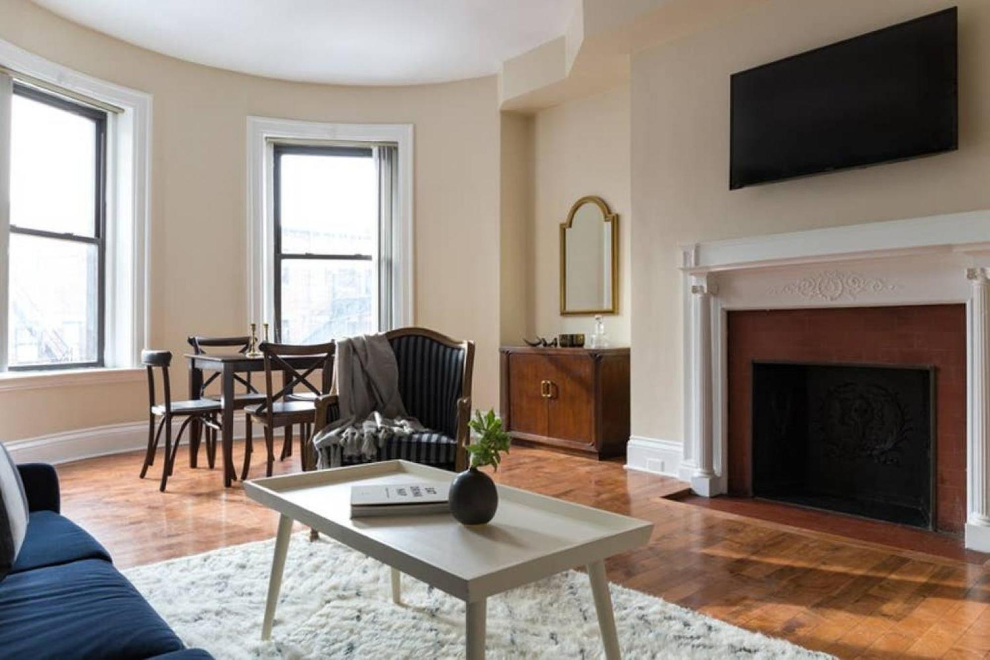 1br In Bostons Fenway Neighborhood * Boston
