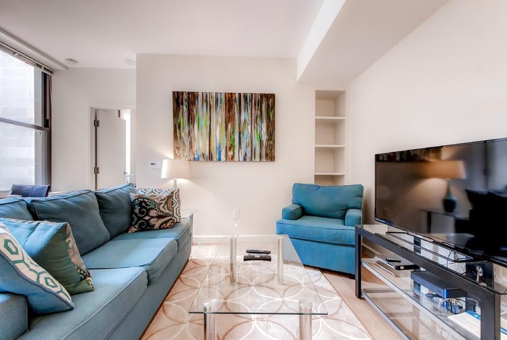 Global Luxury At Bay Village * Boston