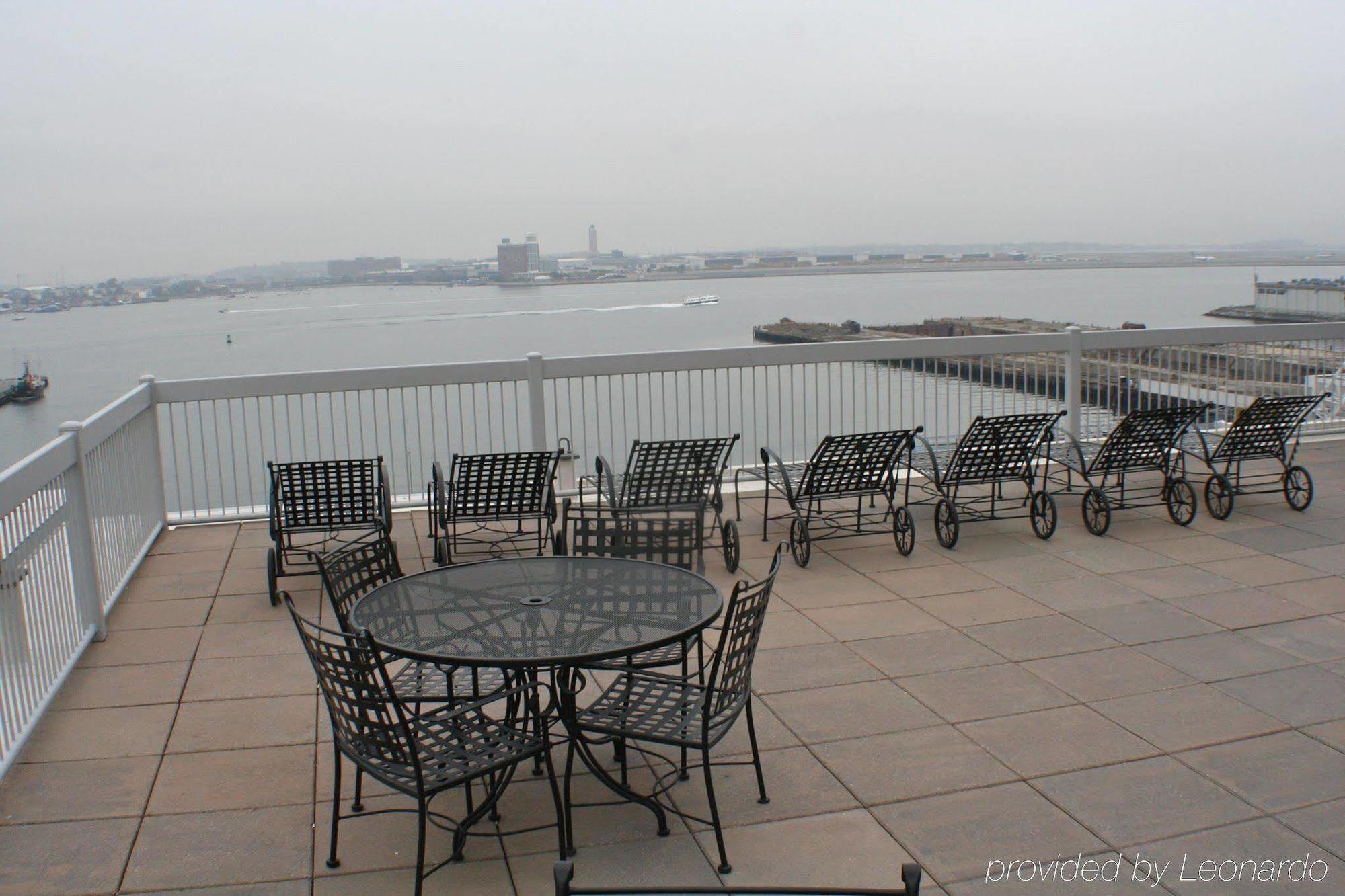 Global Luxury At Seaport Apartment