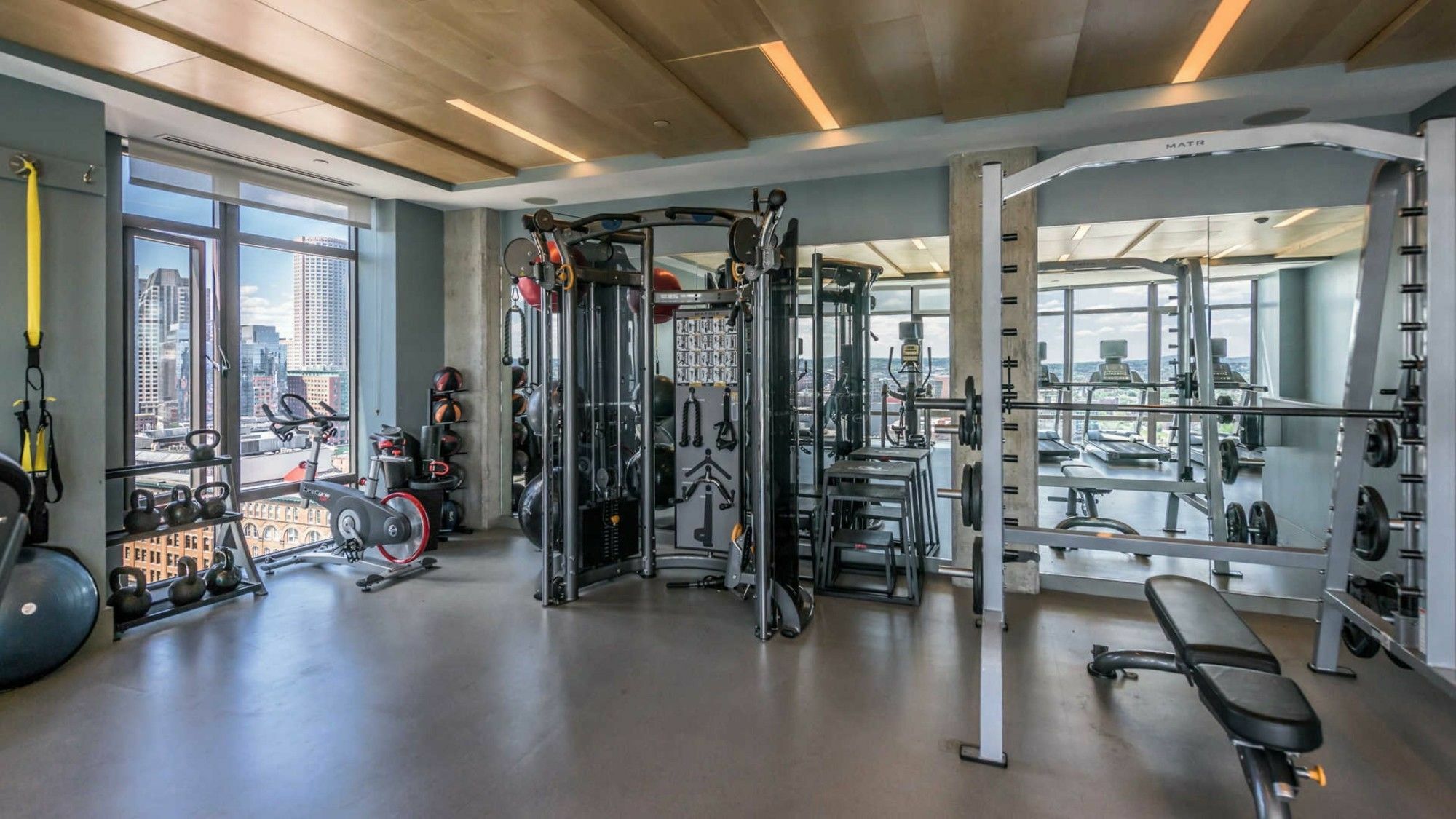 Global Luxury At Seaport Apartment