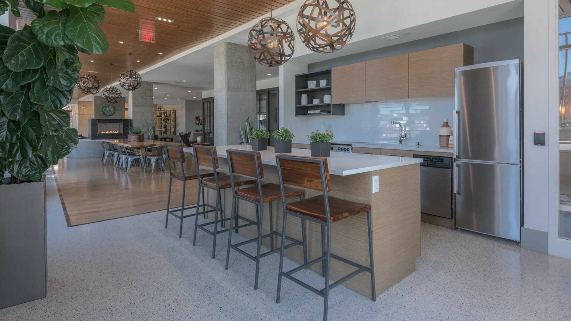 Global Luxury At Seaport Apartment *