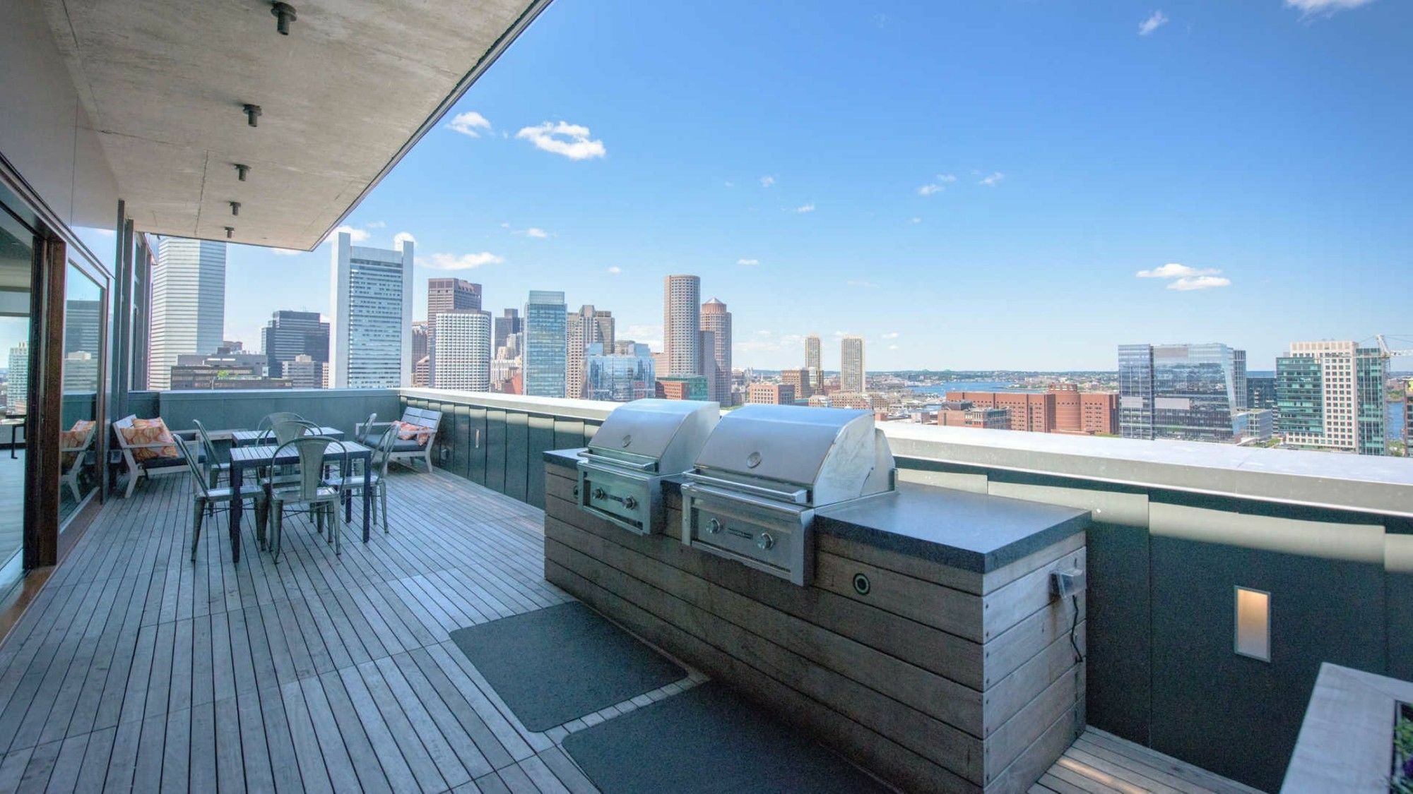 Global Luxury At Seaport Apartment *