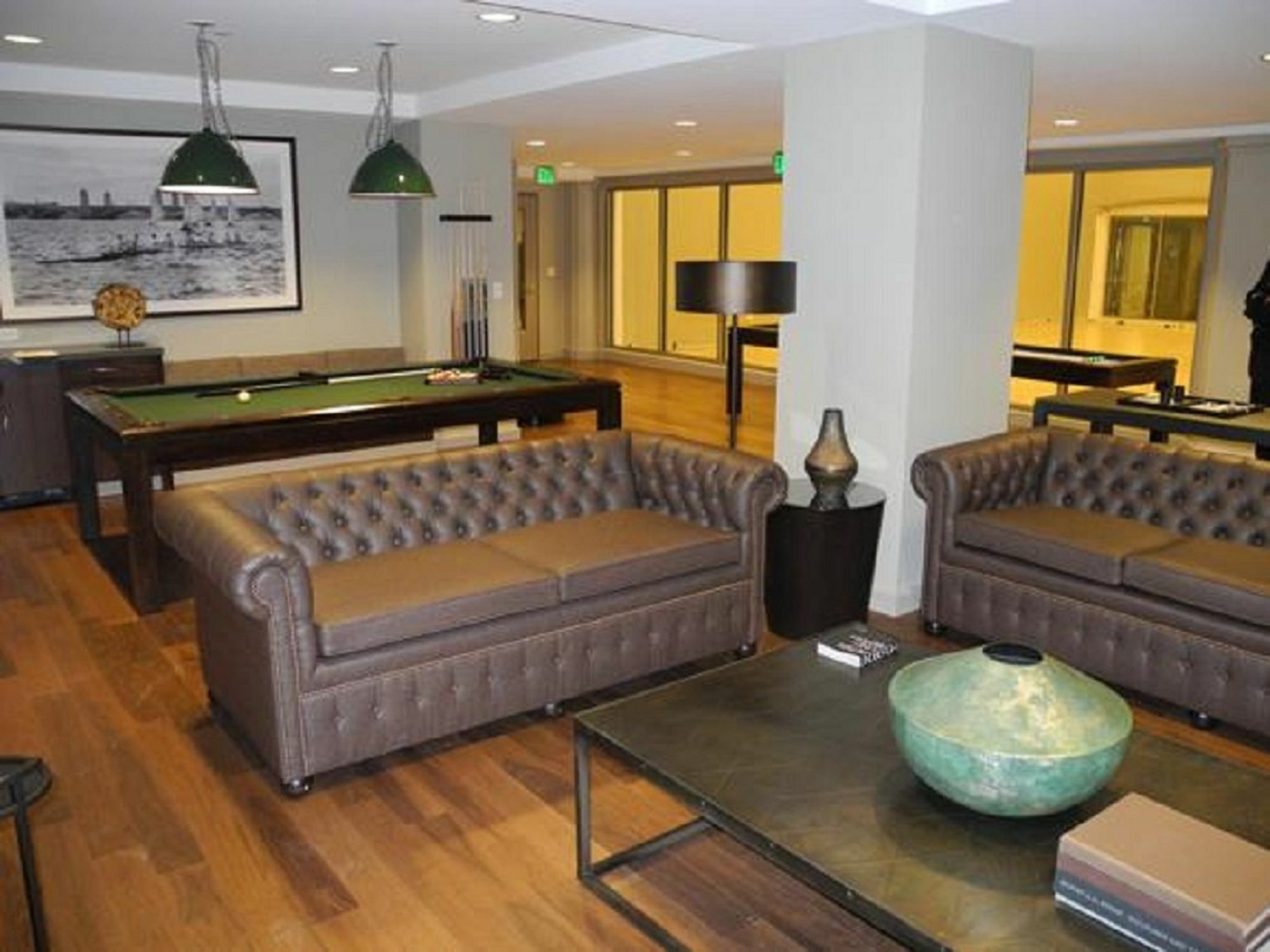 Global Luxury At Bay Village * Boston