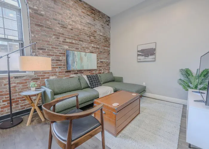 Lavish 3 Bed In Downtown Boston Keyless Entry