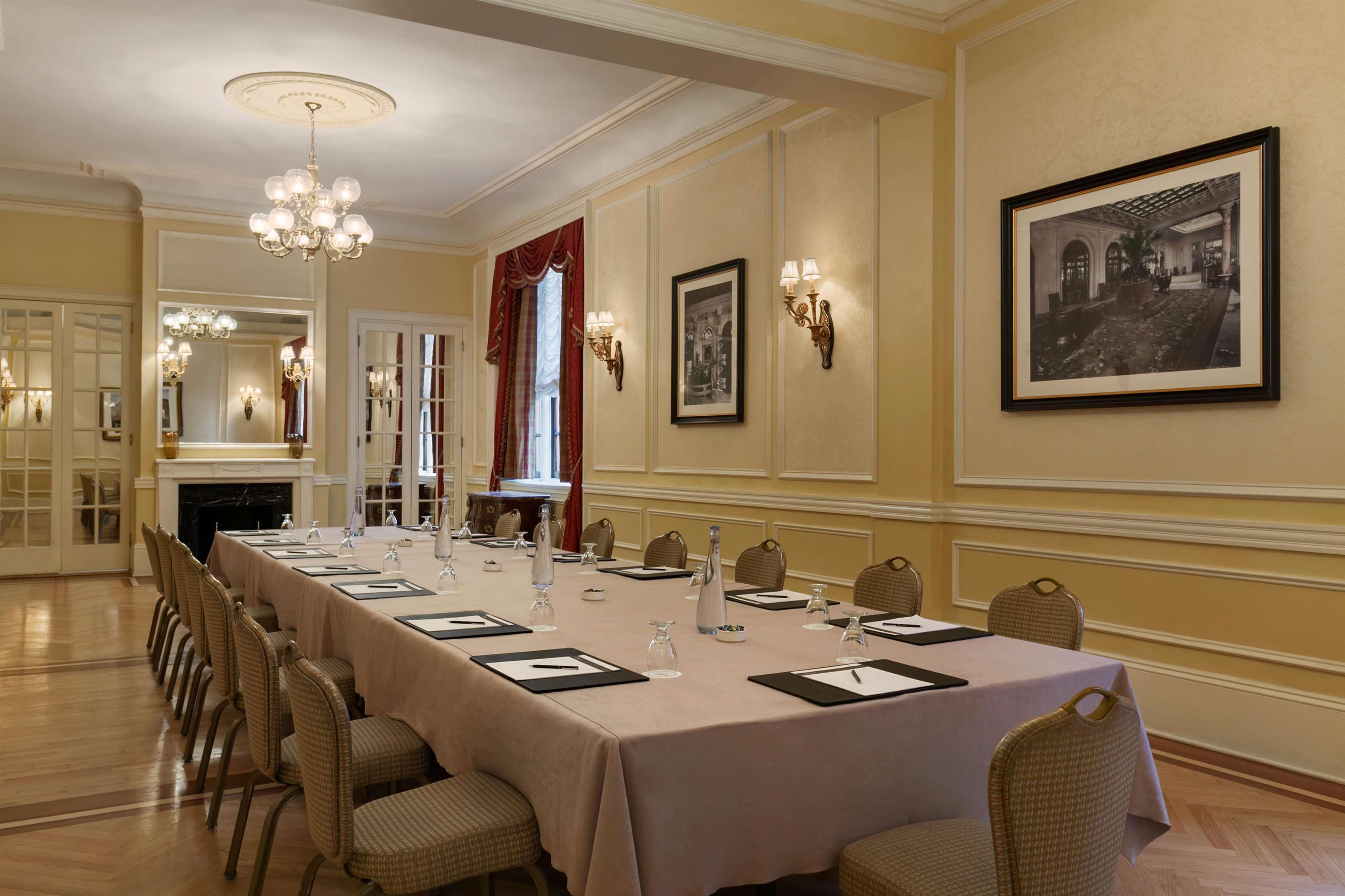 Fairmont Copley Plaza 5*
