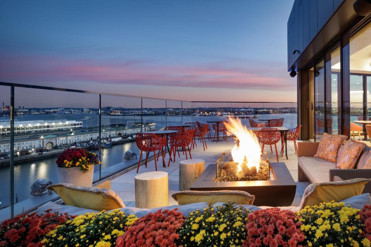 Hyatt Place Boston/seaport District 3* Boston
