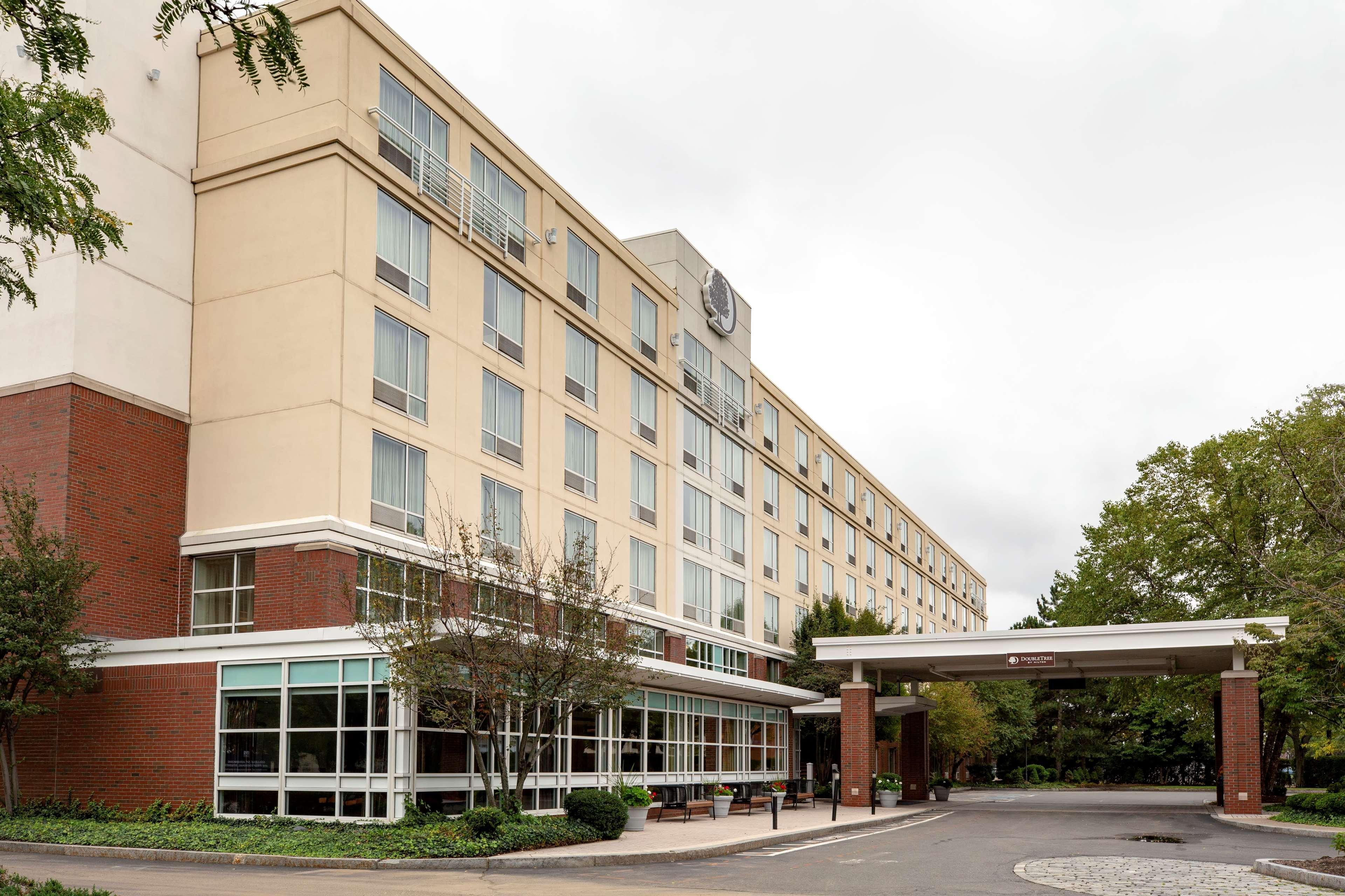 Doubletree By Hilton Bayside Boston