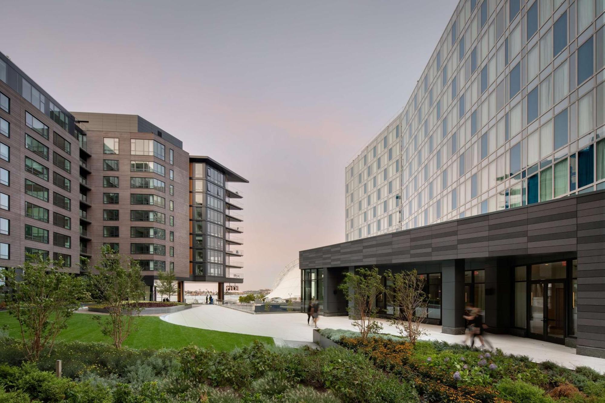 Hyatt Place Boston/seaport District Boston