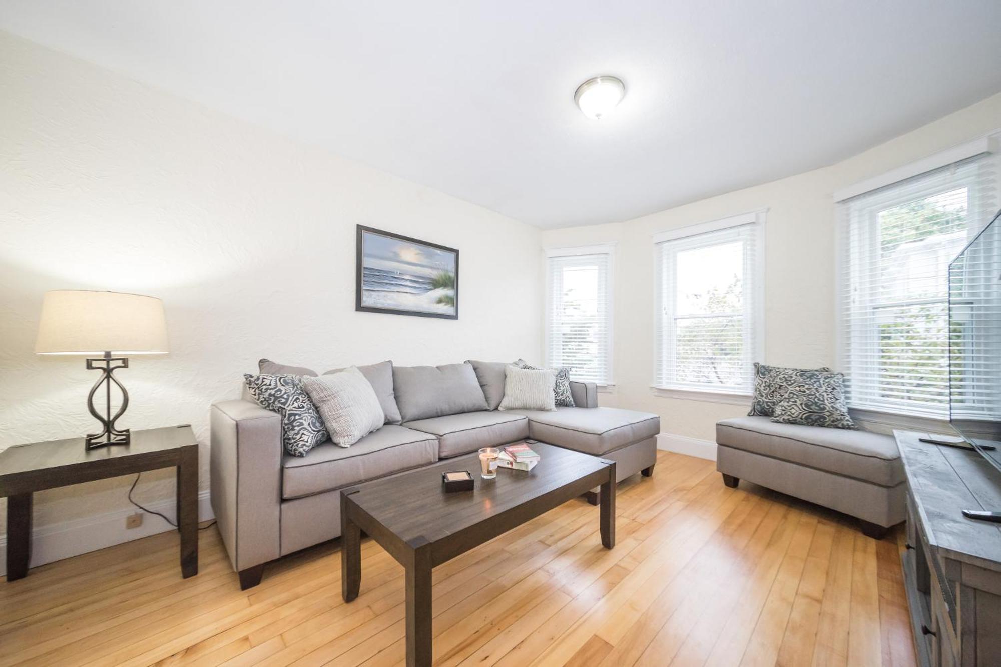 The - Multiple Floorplans Apartment Boston