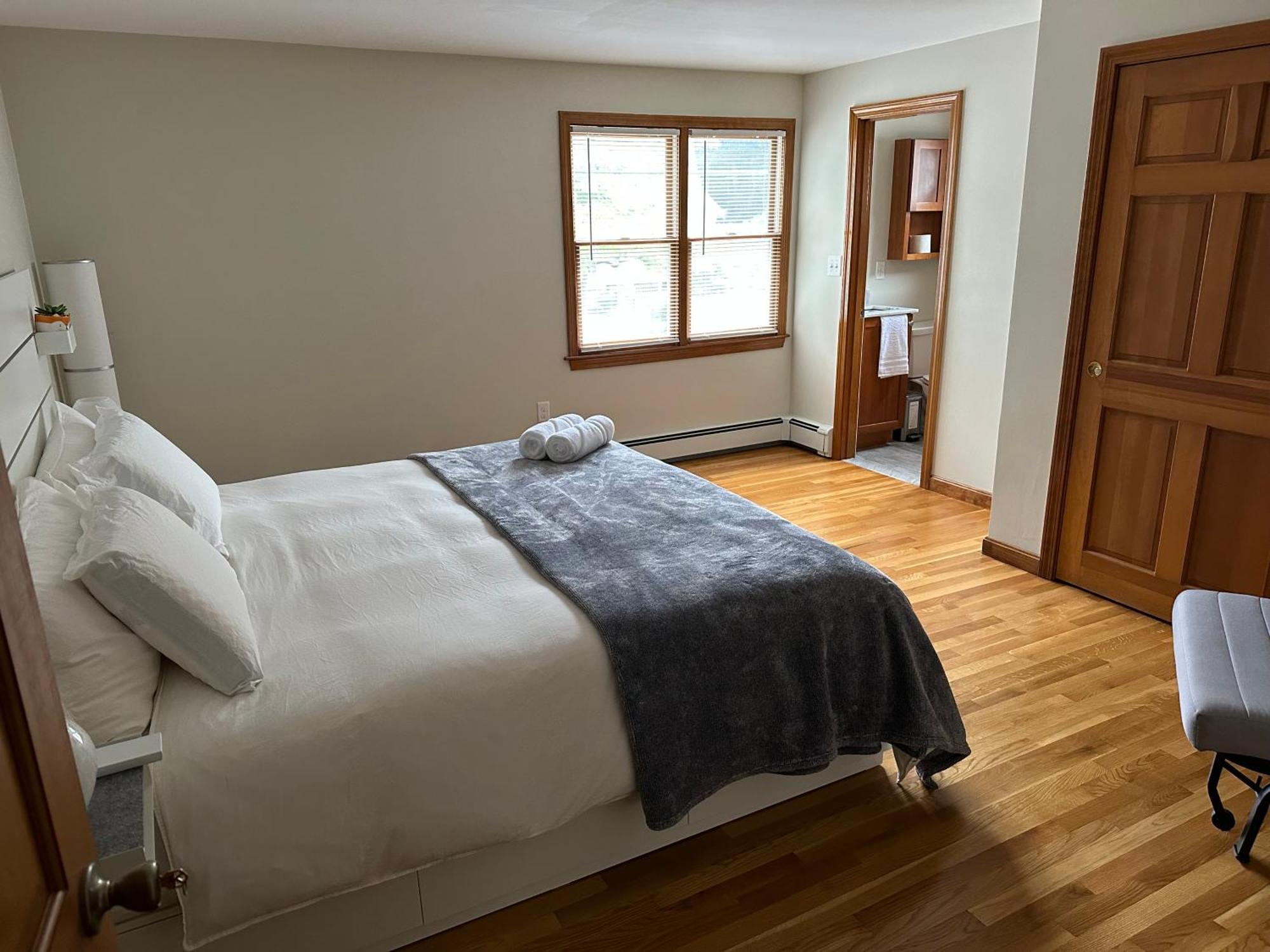 Casa de férias Single Family House - Super Quiet And Private *
