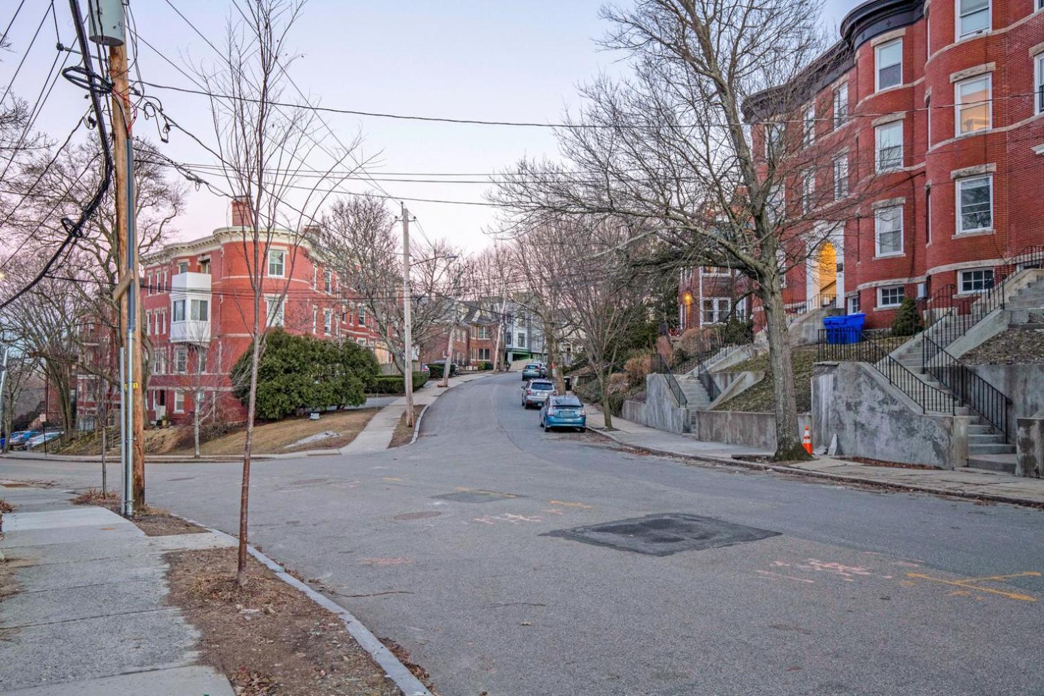 2br In Desirable Quiet Area Nrgrocery T-stop Bos-537