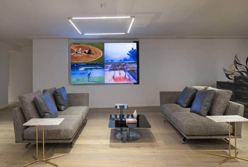 Royale Club Family Collection By Orchard Group * Boston