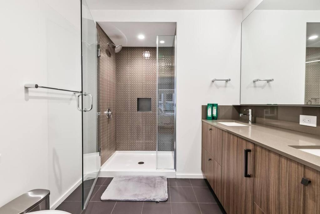 Royale Club Family Collection By Orchard Group
