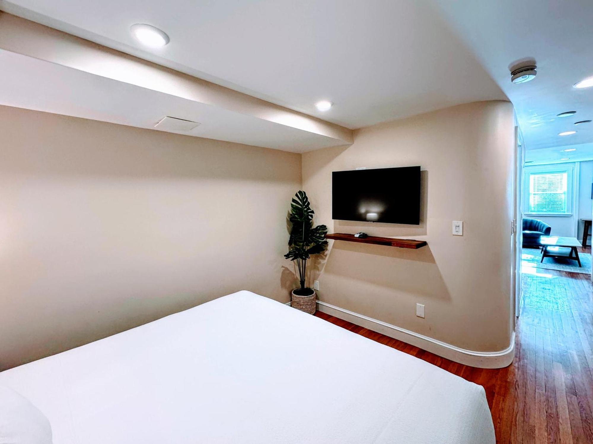 Inn Copley House 2*