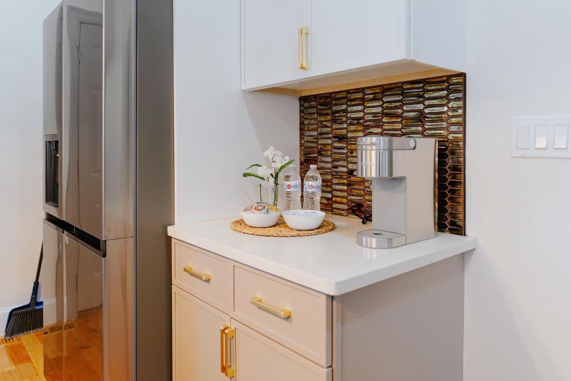 Apartment 82 - 3Br Boston - Stylish Stay Near Mbta