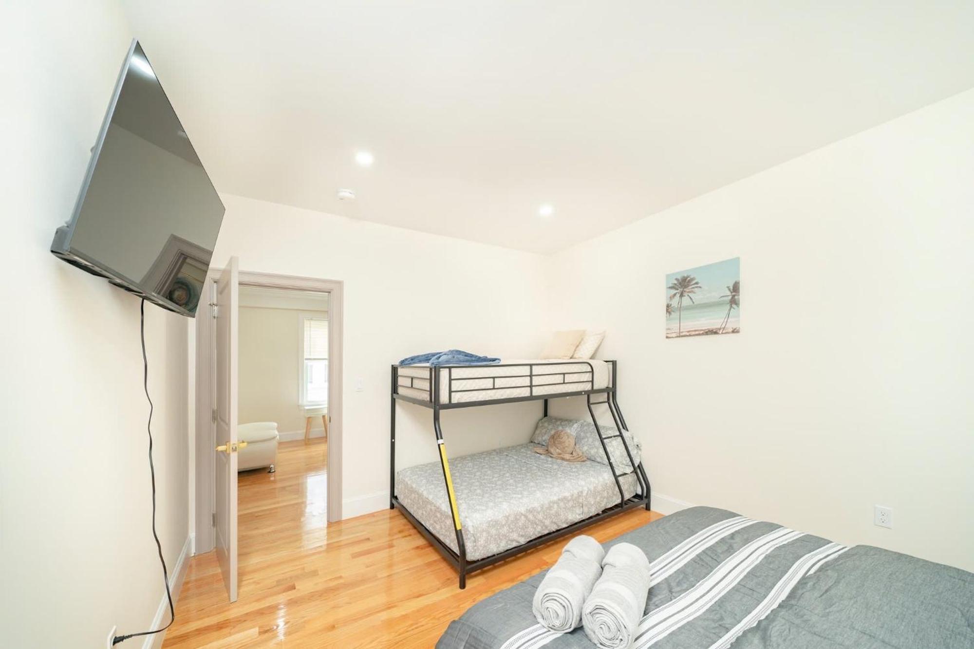 82 - 3Br Boston - Stylish Stay Near Mbta *