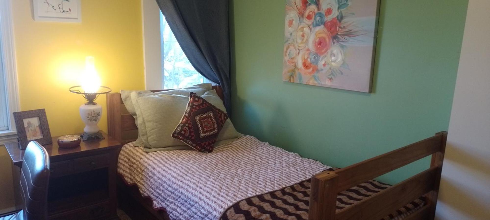 Yatch Homestay Boston