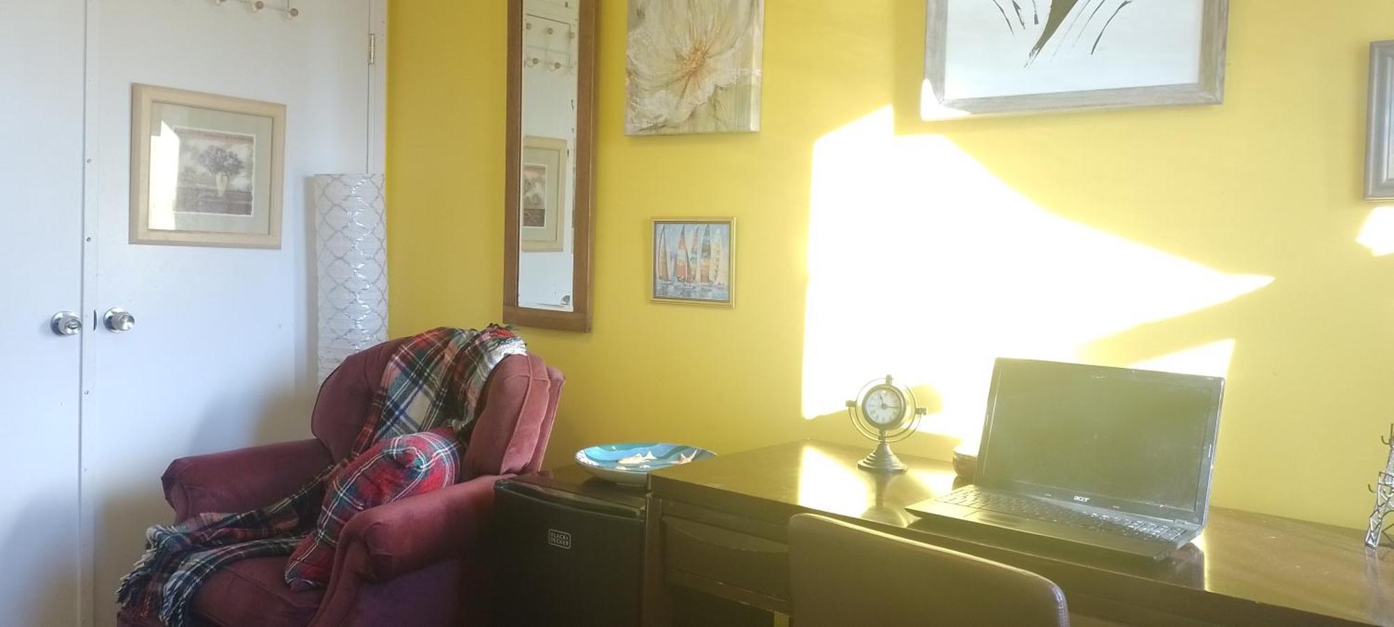 Yatch Homestay Boston