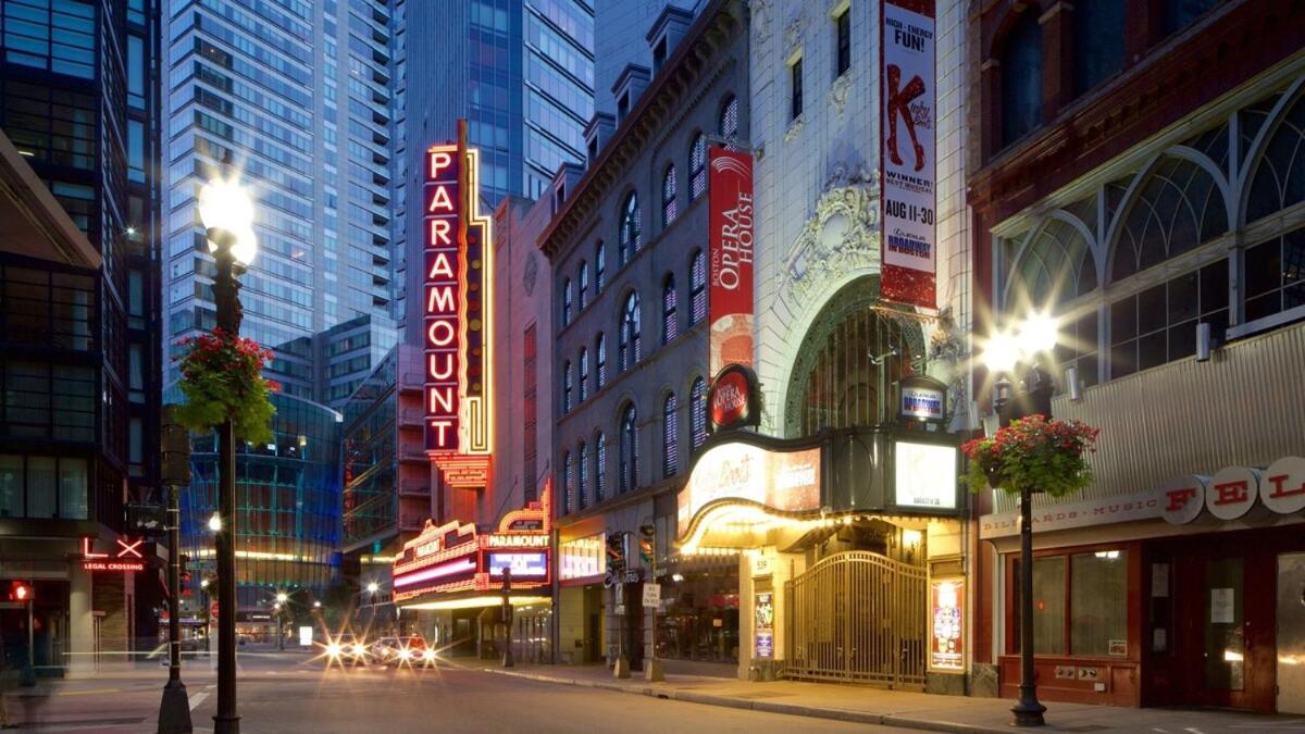Downtown Common Theater District Chinatown Smart Hdtv Td Garden Bruins Celtics Patriots * Boston