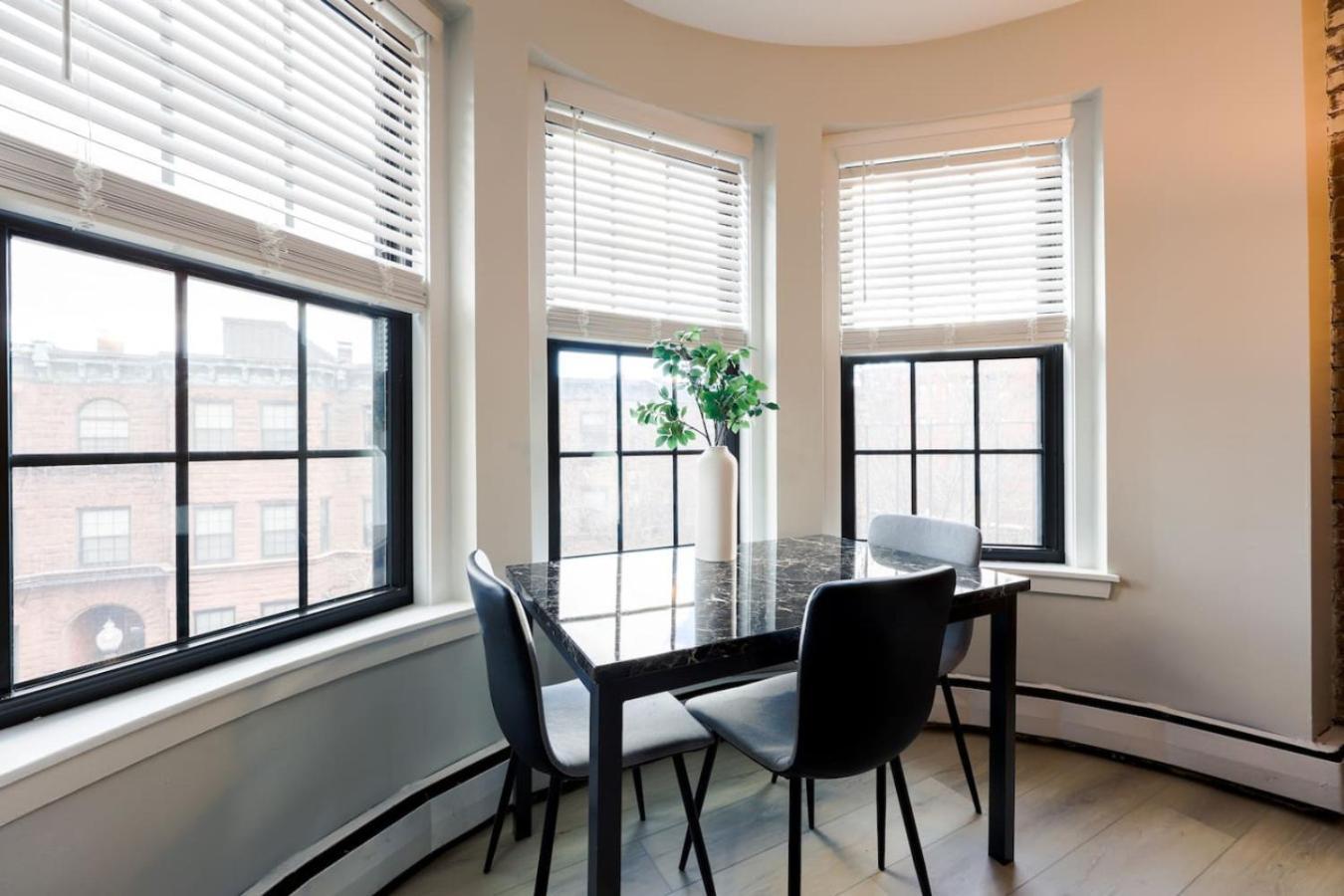 Apartment Bright And Cozy Boston