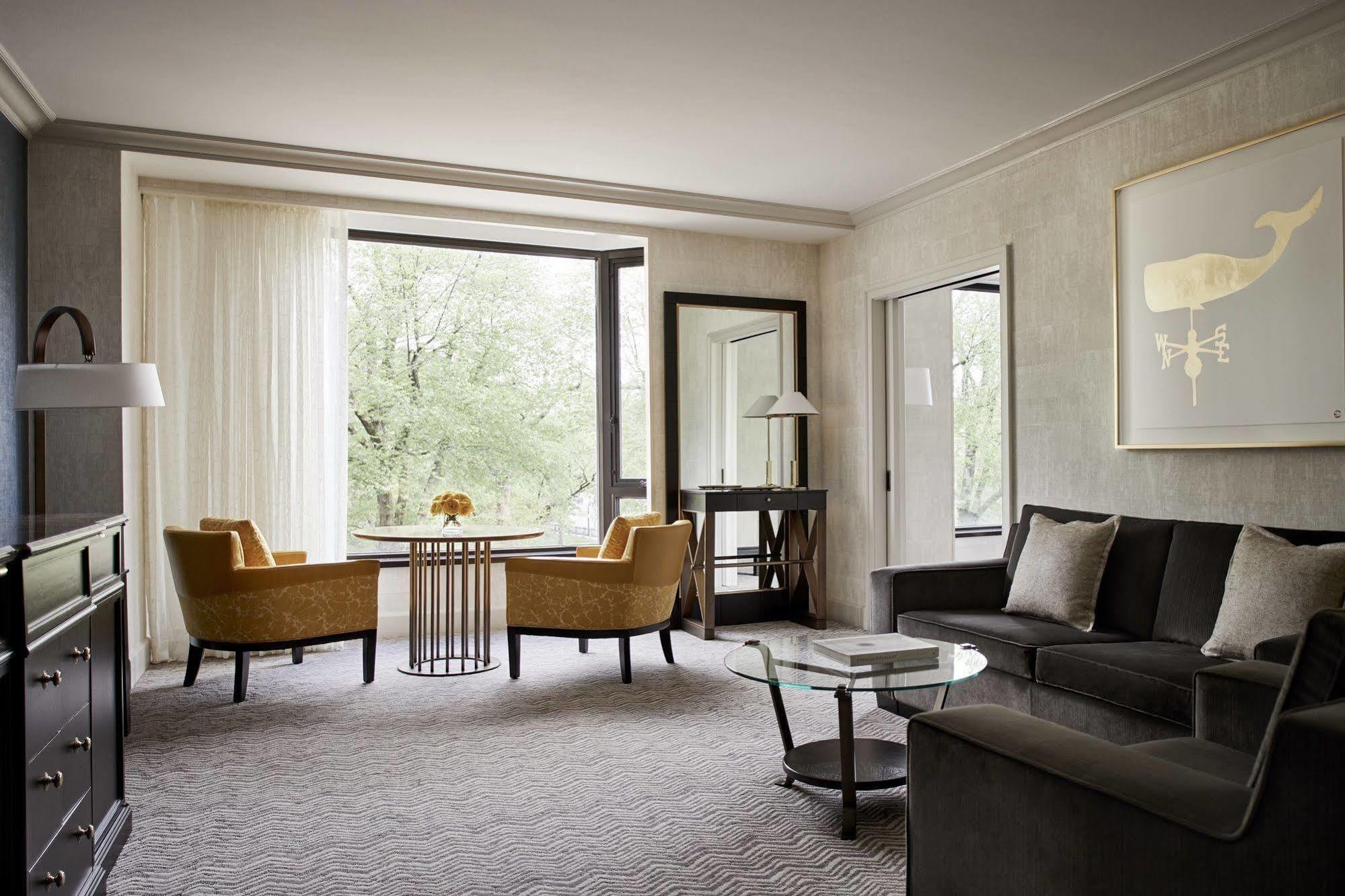 Four Seasons Hotel