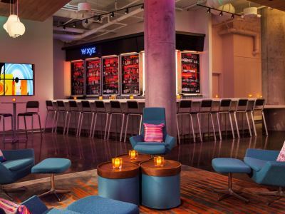 Hotel Aloft Seaport District Boston