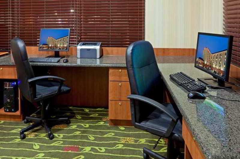 Hotel Hampton Boston Logan Airport