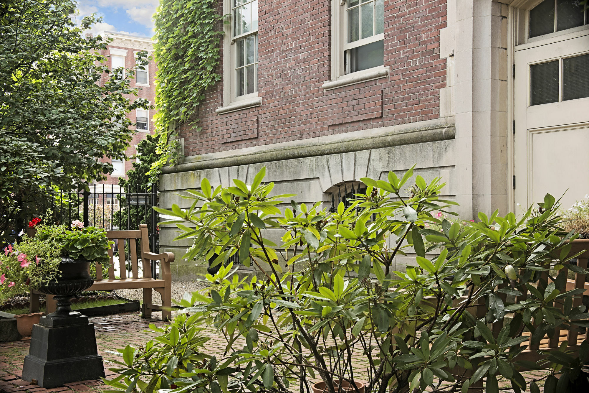 Hotel John Jeffries House Boston